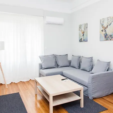 Apartment Elegant & Spacious In Heart Of Kolonaki! Athens
