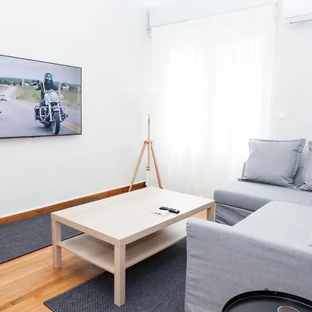 Apartment Elegant & Spacious In Heart Of Kolonaki! Athens