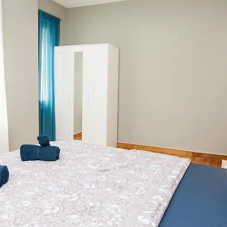 Elegant & Spacious In Heart Of Kolonaki! *