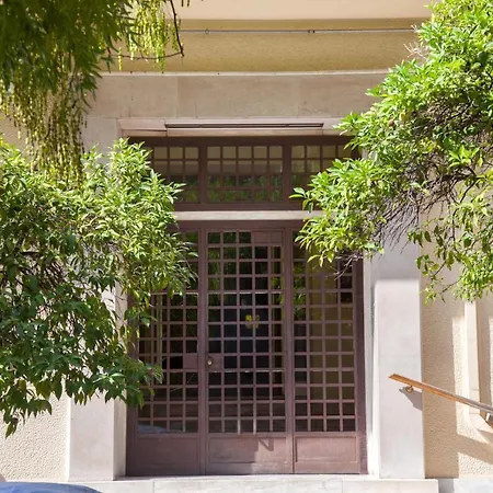 Elegant & Spacious In Heart Of Kolonaki! *