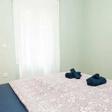Elegant & Spacious In Heart Of Kolonaki! *