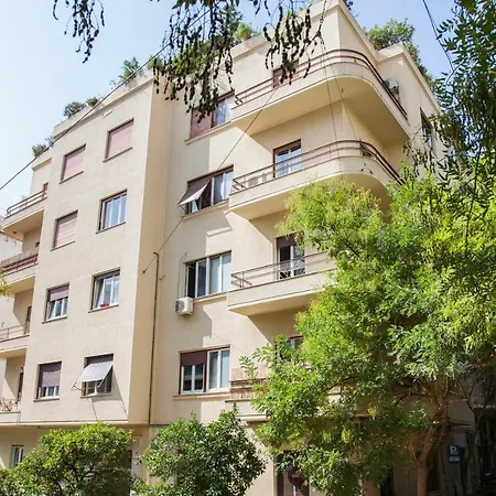Elegant & Spacious In Heart Of Kolonaki! Apartment