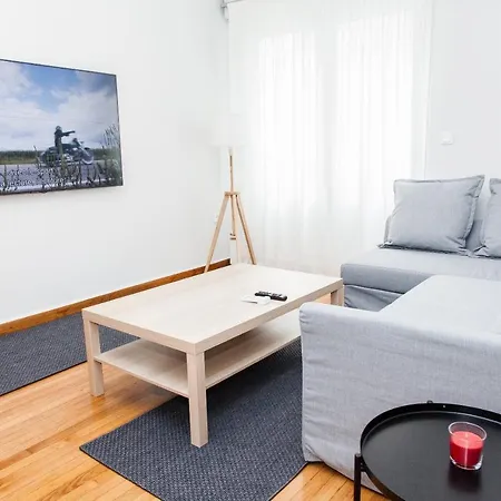 Elegant & Spacious In Heart Of Kolonaki!
